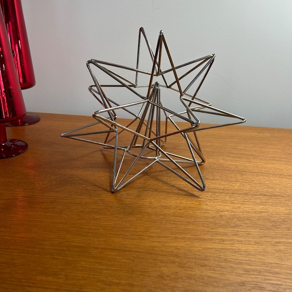 Silver Metal Christmas Star Decoration - Picture 5 of 6
